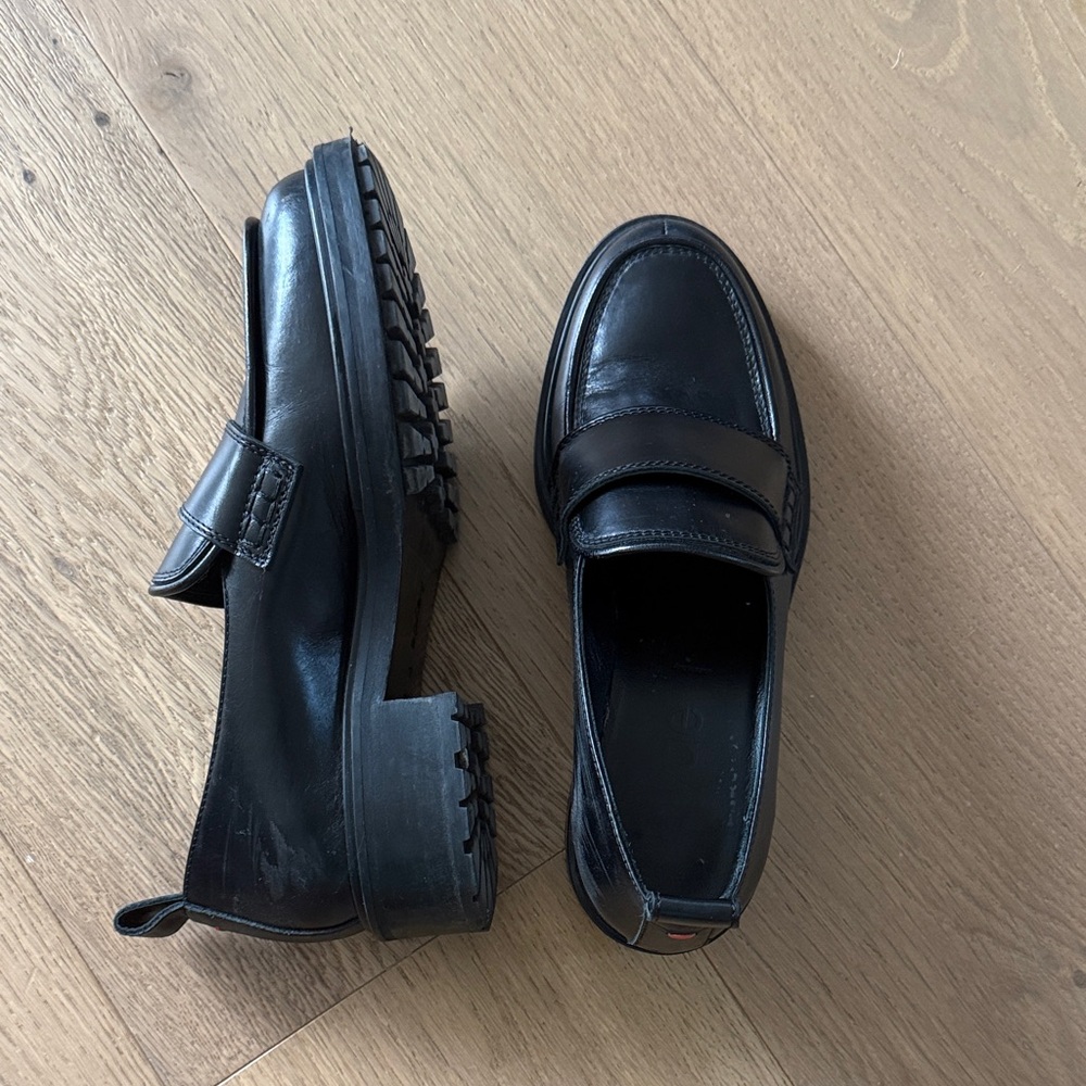 Aeyde Black Leather Penny Loafers